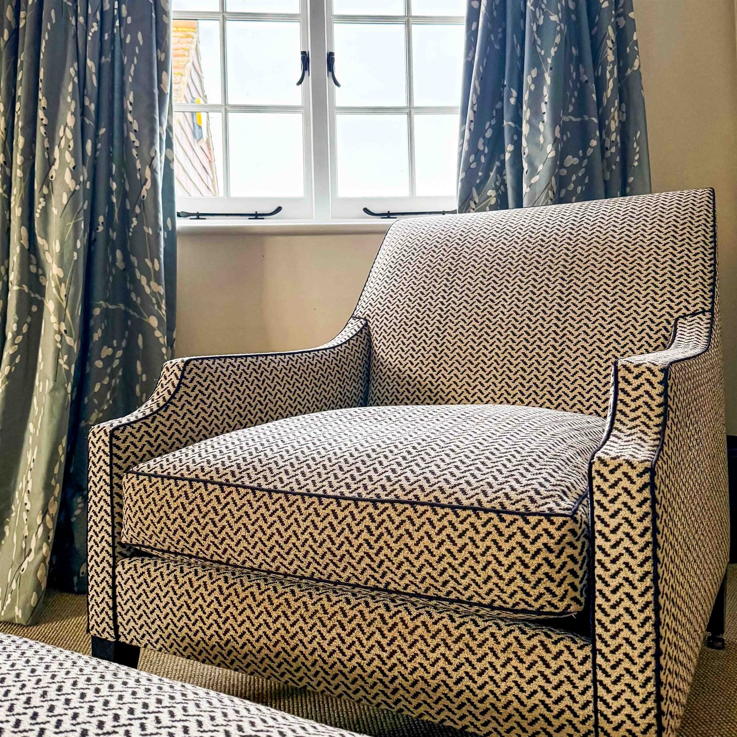 Fabrics, Soft Furnishings & Furniture — image 2